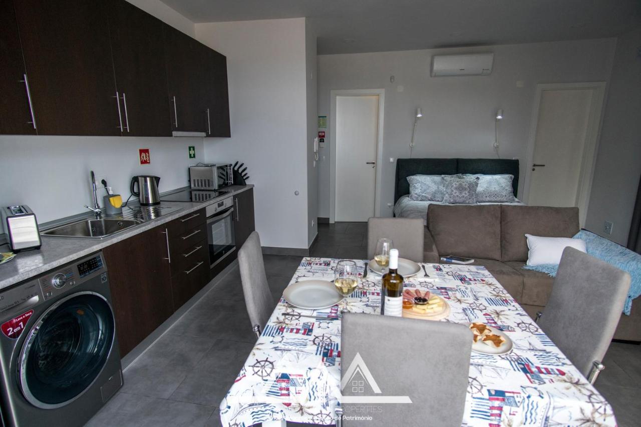 White House I Apartment Praia da Vitoria Exterior photo